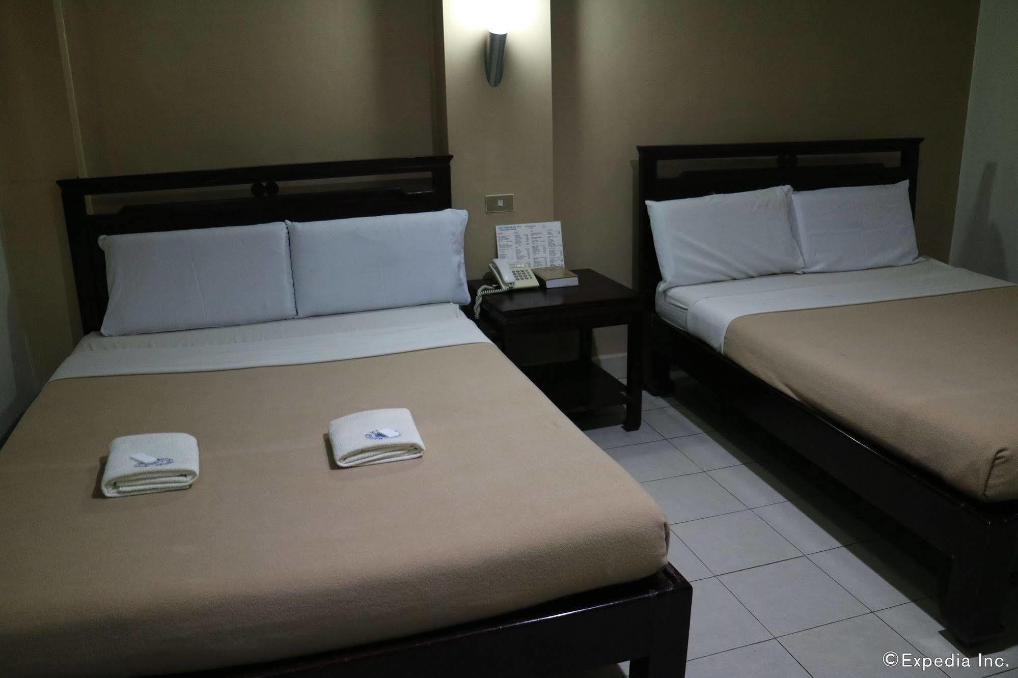 City Corporate Inn Iloilo City Buitenkant foto